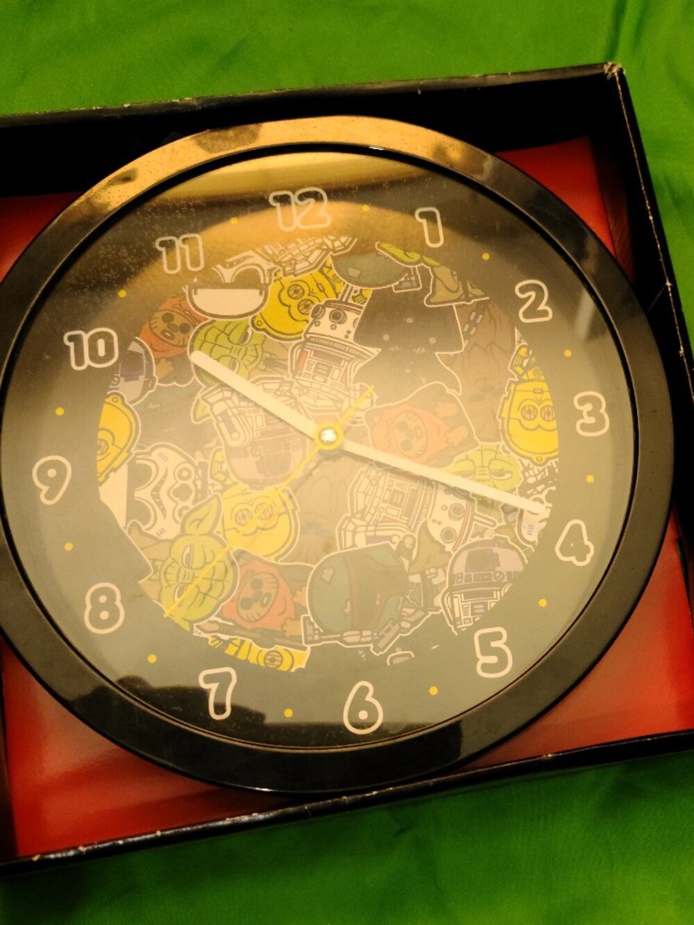 Star Wars analog wall clock featuring various character new!